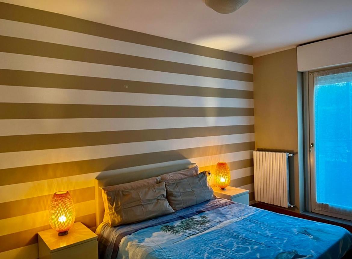 Bergamo Bilocale Nuovo In Centro 4 Posti Letto Appartement Buitenkant foto