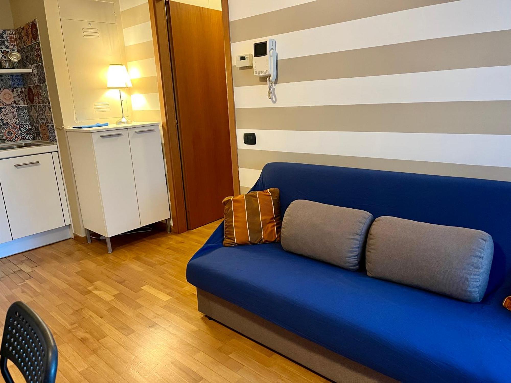 Bergamo Bilocale Nuovo In Centro 4 Posti Letto Appartement Buitenkant foto